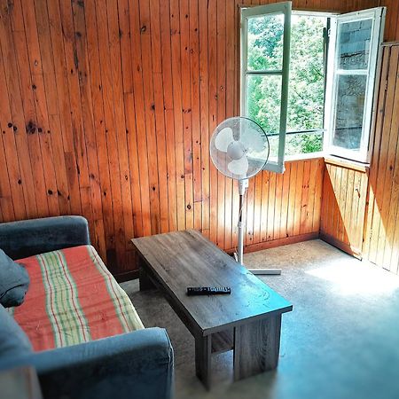 Appartement Privatif En Bord De Riviere Figeac Exterior foto