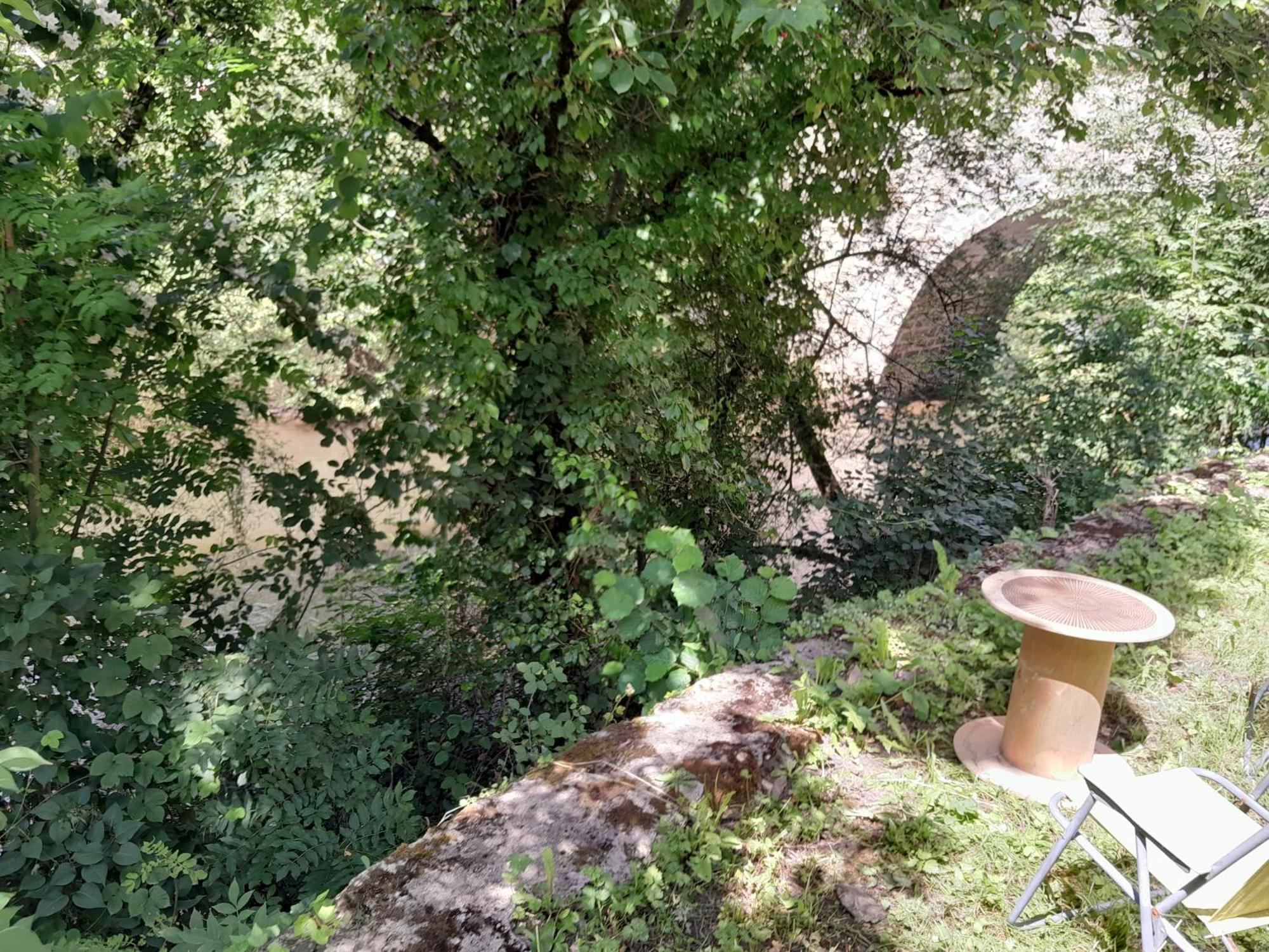Le Petit Cele Studio Cosy En Bord De Riviere Figeac Exterior foto